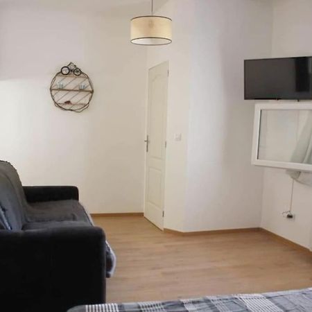 Ferienwohnung Au Coeur De Saint Chamas Exterior foto